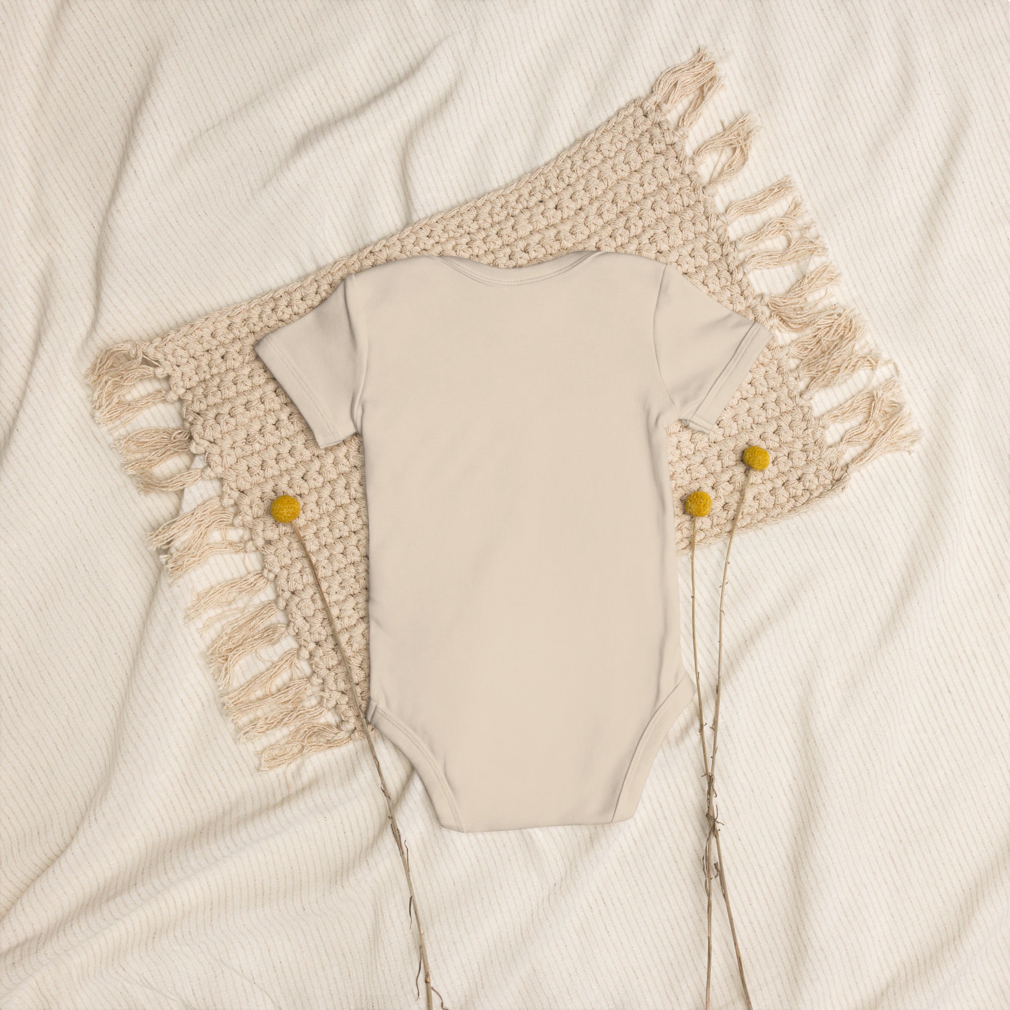 Bebis Kommer Snart Embroidered Organic Cotton Bodysuit