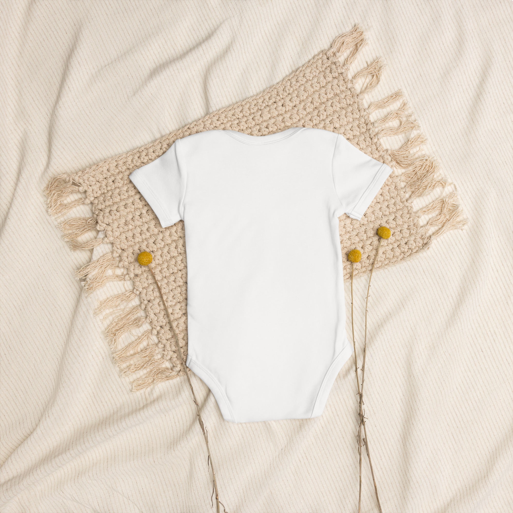 Bebis Kommer Snart Embroidered Organic Cotton Bodysuit
